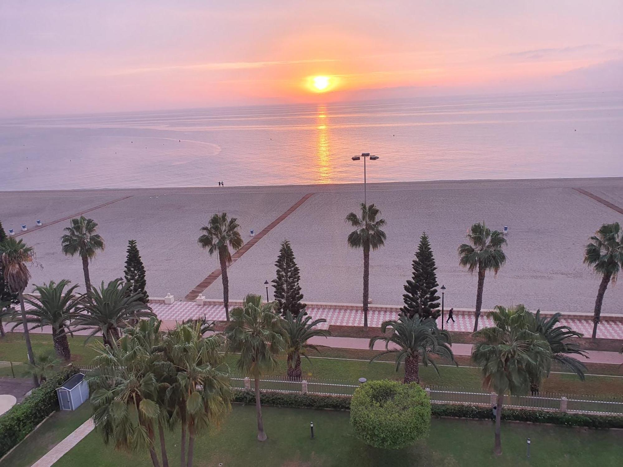 Primera Linea Playa 滨海罗克塔斯 外观 照片