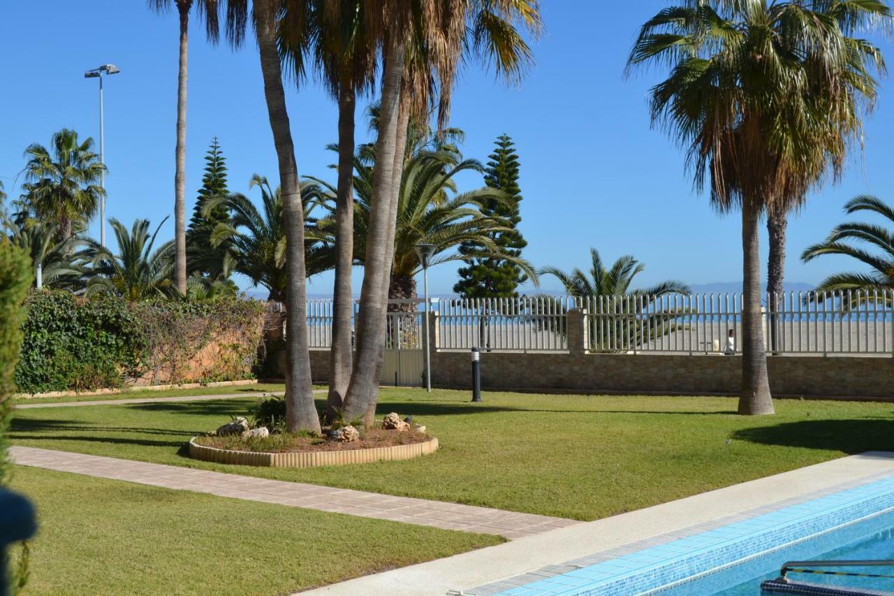 Primera Linea Playa 滨海罗克塔斯 外观 照片